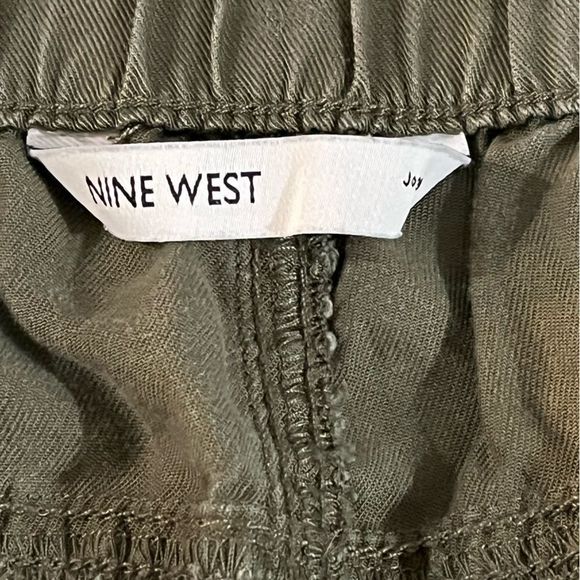 Nine West size L jogger, Lyocell fabric, drawstring/elastic waist & POCKETS-EUC - Picture 3 of 12